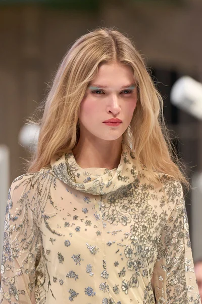 Look 62